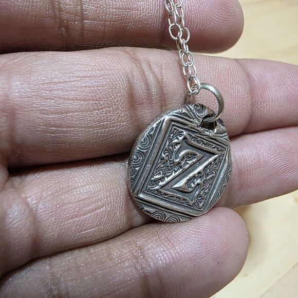 Sterling Silver 925 Wax Seal Letter Z Pendant Necklace 18 In. Weighs 10 Grams - Picture 8 of 11